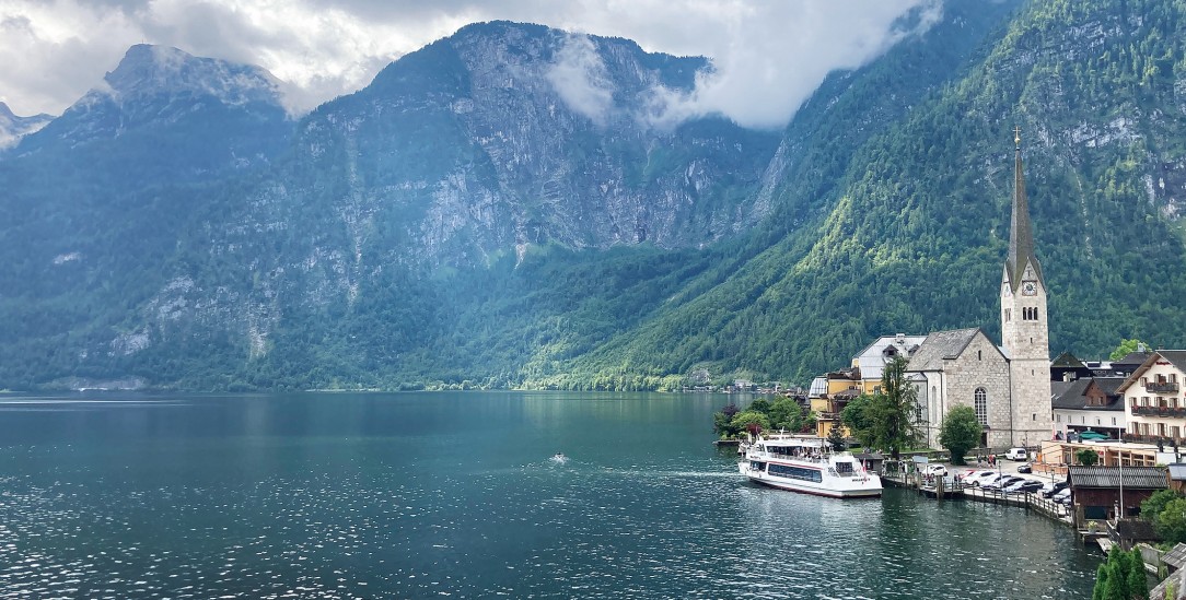 Zum Knipsen schön: Hallstatts wildromantische Kulisse zieht Menschen aus aller Welt an