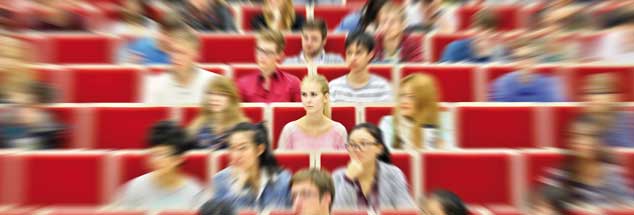 Bildung: Was ist das eigentlich genau? Darüber streiten Hochschulprofessoren nicht erst seit dem Bologna-Prozess. (Foto: pa/Woitas)