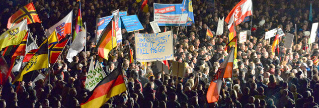 AfD-Demonstration gegen Flüchtlinge in Erfurt: Angst vor Fremden, Angst vor sozialem Abstieg (Fotos: pa/dpa/Martin Schutt; Schröder/Schulten)
