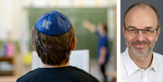 Jüdischer Schüler mit Kippa: Um Antisemitismus und Islamfeindlichkeit an Schulen abzubauen, muss man die Jugendlichen emotional ansprechen, meint Hamza Wördemann, Geschäftsführer des Vereins »JuMu«, in dem sich Juden und Muslime engagieren (Fotos: pa/dpa/Daniel Bockwoldt; privat)